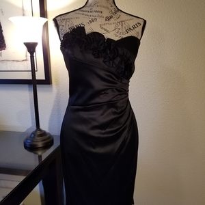 💗 NEW White House Black Market black dress